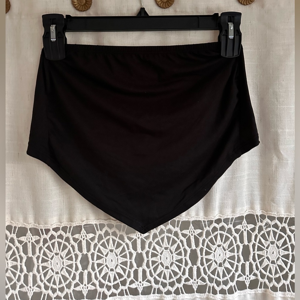 Gaze Tie-Back Crop Top